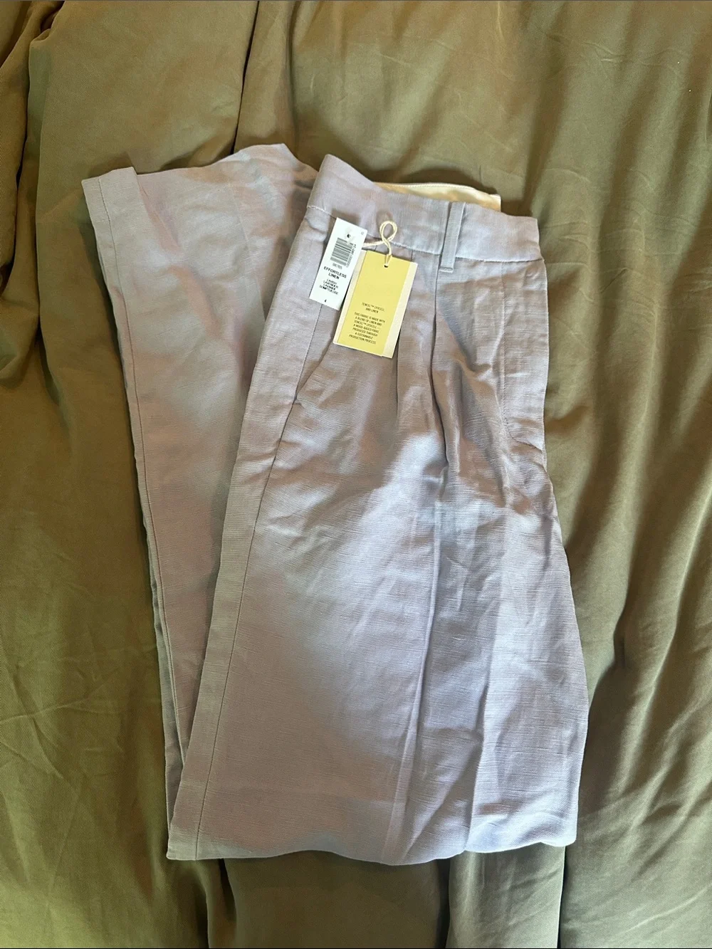 NWT Aritzia Effortless Pant in Lavish Lavender